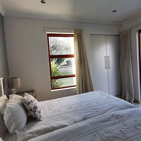 Somona Guest House Johannesburg Eksteriør bilde